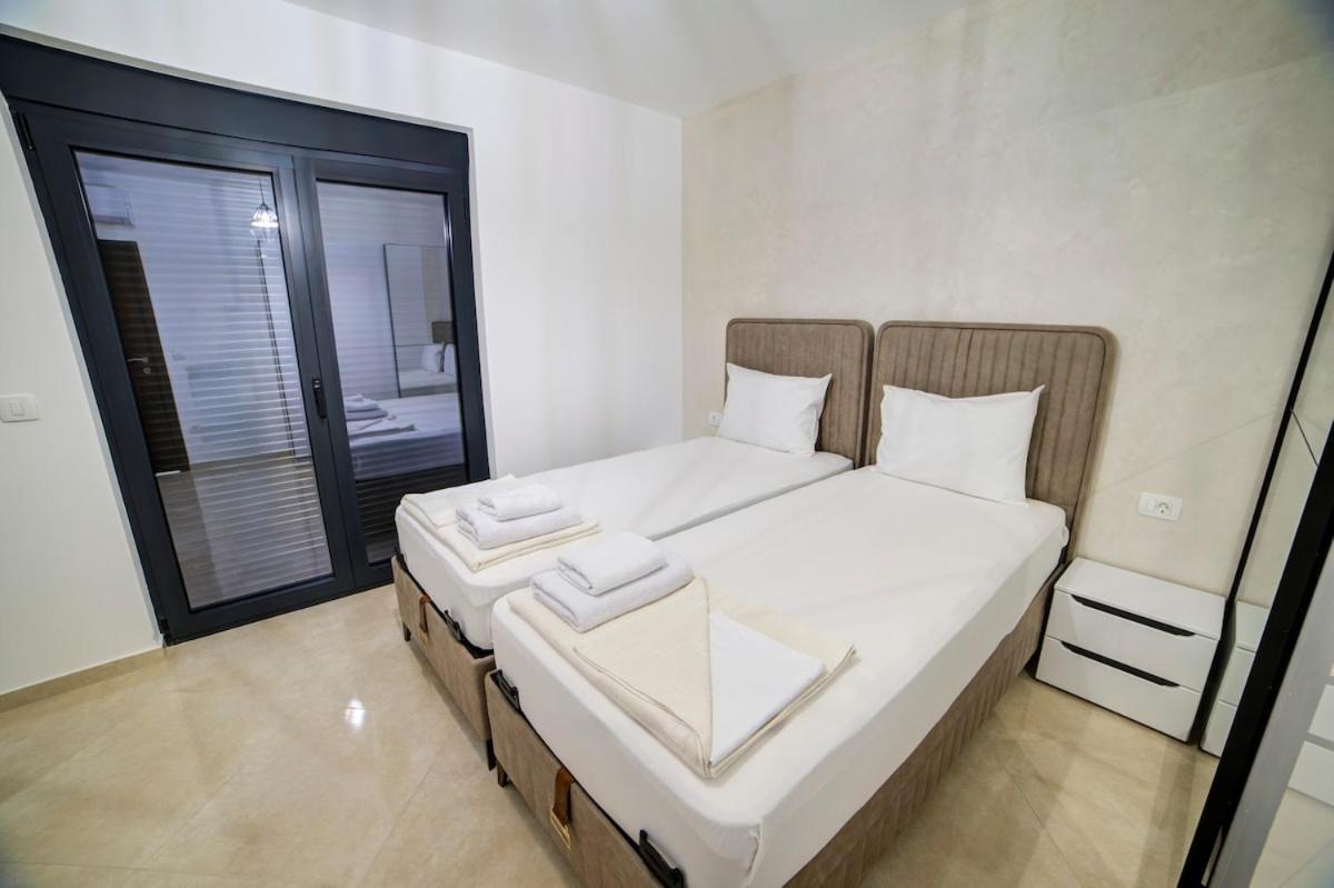Villa Jelena With Private Pool - Lapcici Budva Extérieur photo